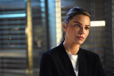 who played chloe decker|lucifer chloe real name.